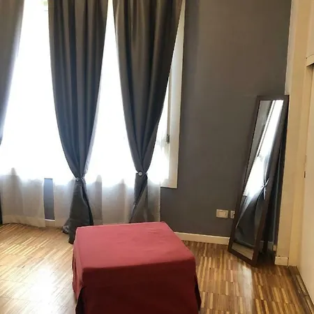 Apartment Isola Milan