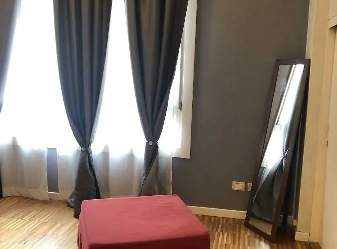 Lägenhet Isola Milano